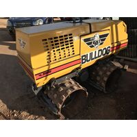 Stone tr34r bulldog trench roller
